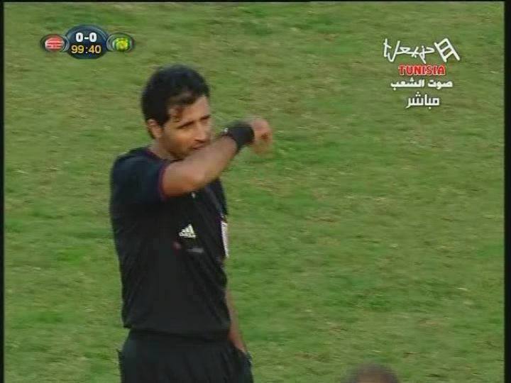 الحكم مراد بن حمزة يقرر الاعتزال