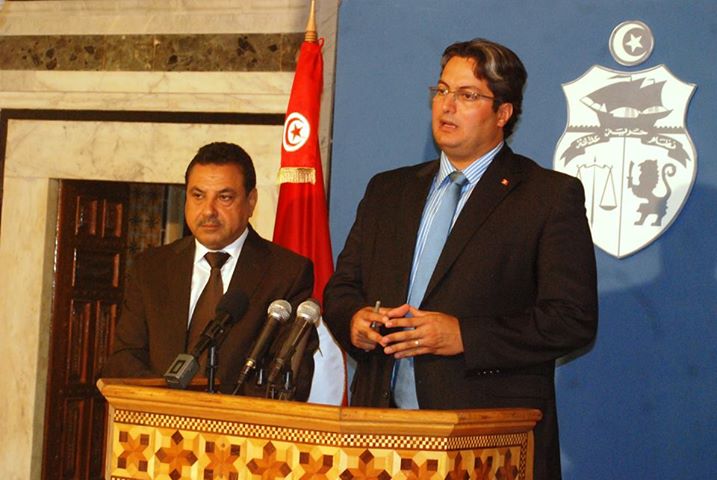  كاتب الدولة المكلّف بالطاقة ينفى اكتشاف حقل بترولي جديد بطاقة 100  ألف برميل يوميا