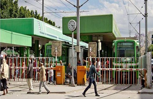 شلل كلي في ولايات تونس الكبرى  بسبب اضراب سواق الحافلات والميترو الخفيف