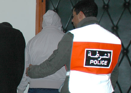 الأمن يلقي القبض على سجينين فارين من سجن المرناقية عبر مستشفى الحبيب ثامر