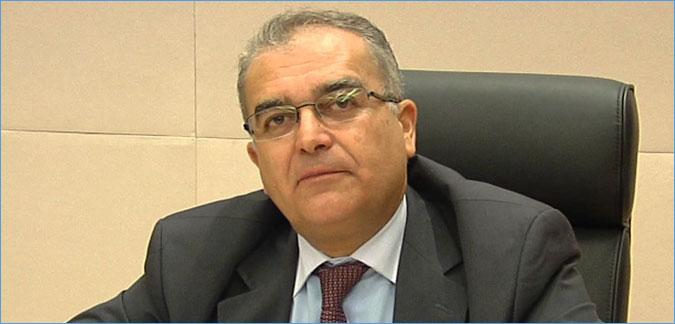 رافع بن عاشور: رفض استقبال الوزراء لأداء اليمين يعتبر خرقا جسيما للدستور