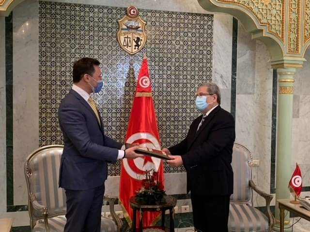 المنسق المقيم للأمم المتحدة في تونس يؤكد على عزم المنظمة لمواصلة التعاون لتحقيق التنمية المستدامة ومقاومة كورونا