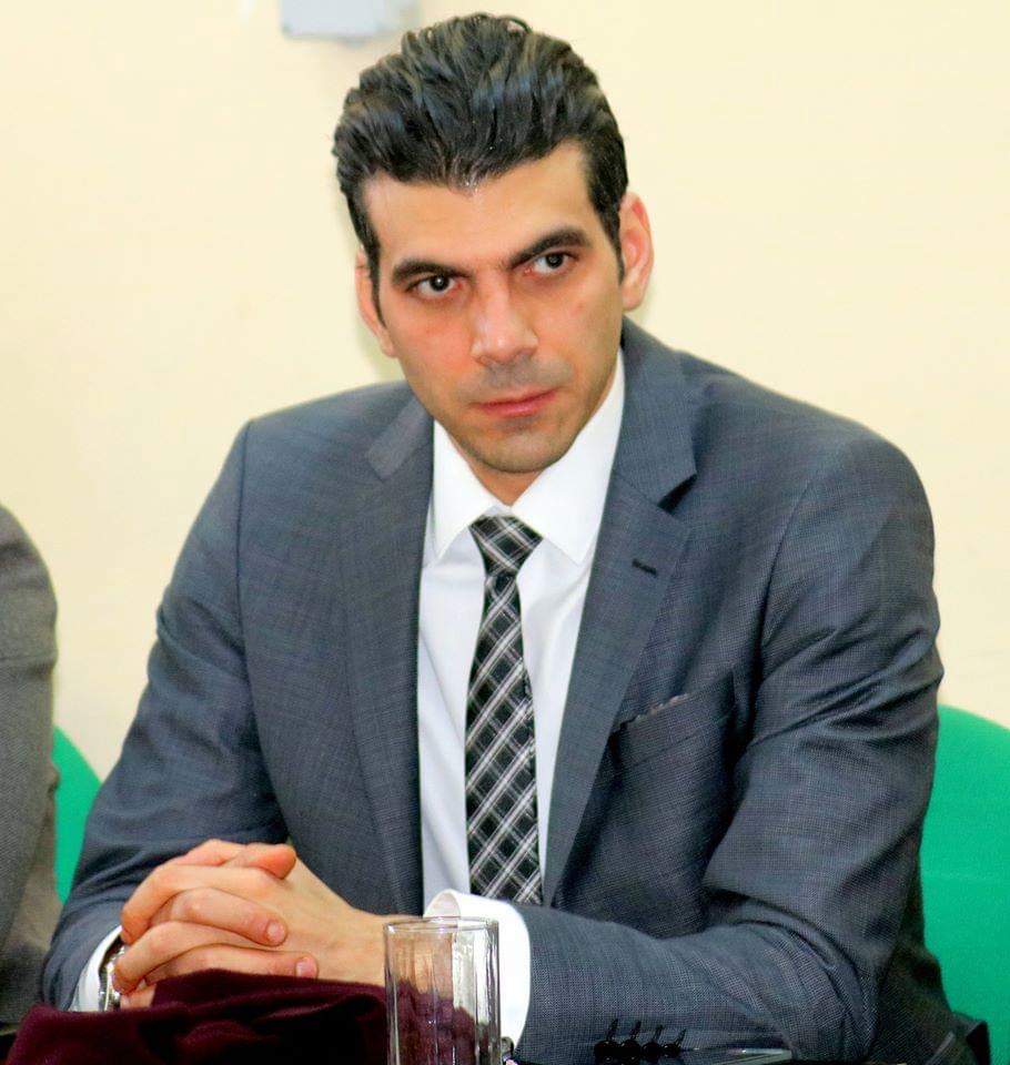 فارس بلال : قرار الزيادات في تعريفة الخدمات القنصليّة خال من أي أساس قانوني وفيه تمييز بين التونسيين