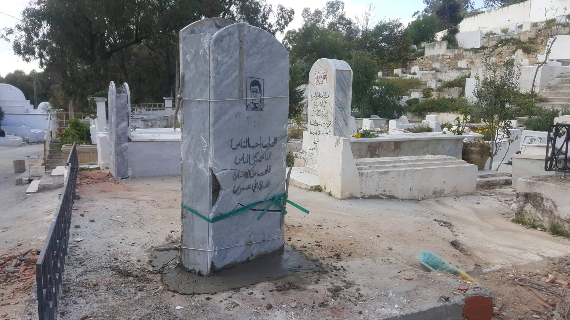 نقيب الصحفيين يحمل وزارة الداخلية مسؤولية تدنيس جزء من ضريح أولاد احمد