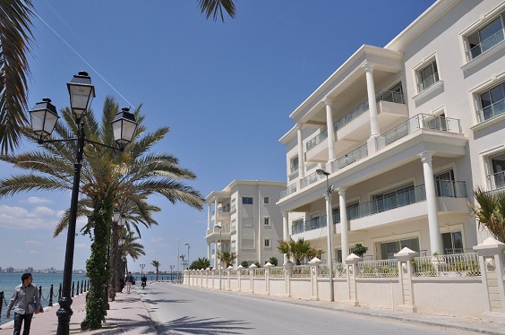 هذه شروط تمليك الأجانب من الليبيين والجزائريين والغاية منها