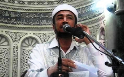 صفاقس :أنصار الجوادي يرفضون " الإمام الجديد " والأمن يعتقل بعض المحتجين