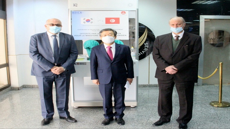 تونس تتسلم 3 وحدات متنقلة لاجراء التحاليل السريعة لتقصي كوفيد 19 في شكل هبة من كوريا الجنوبية