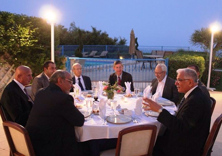 الغنوشي والسبسي والجبالي ومرجان والشابي في منزل السفير الامريكي بسيدي بوسعيد