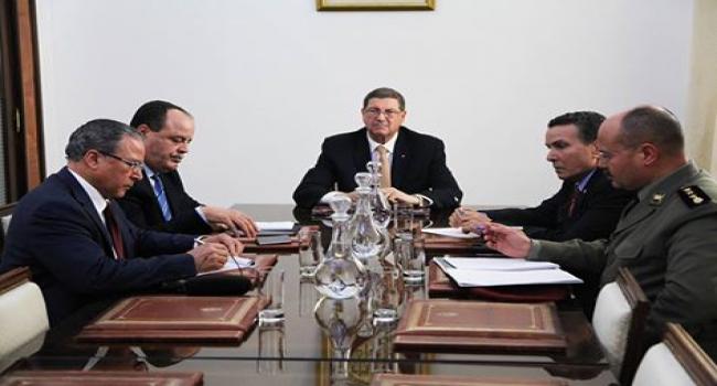 اجتماع عاجل لخلية الازمة المكلفة بمتابعة الوضع الامني بالبلاد بقصر الحكومة بالقصبة 