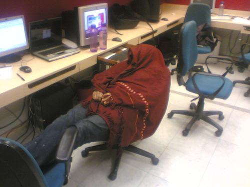 تقرير يكشف : 95% من العمال التونسيين كركارة