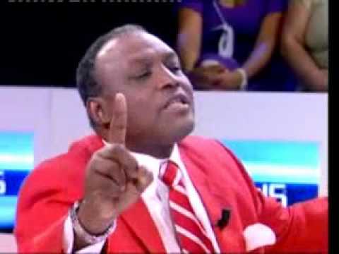 صلاح مصباح يتهم حركة النهضة بمحاصرته ومعاقبته فنيا