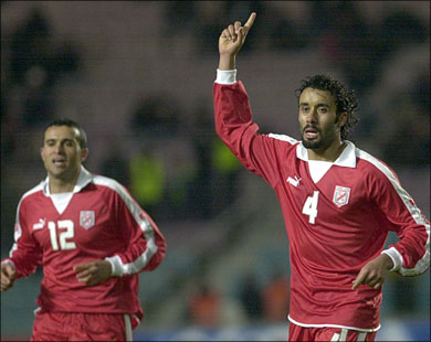 بعد اتهامه  بالارهاب : الافراج عن اللاعب الدولي السابق سفيان المليتي 