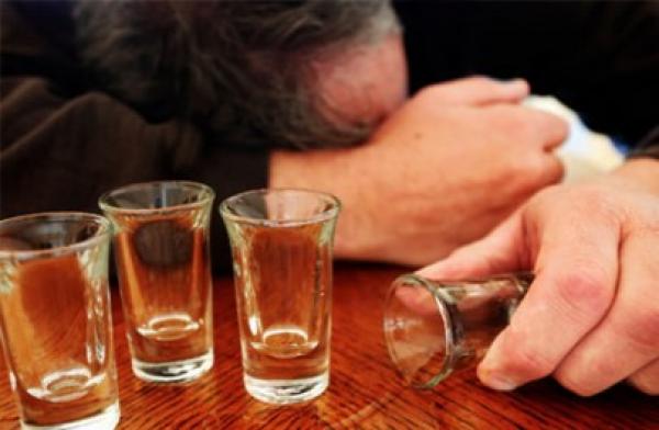 جرجيس: وفاة 5 اشخاص نتيجة تناول كحول منتهي الصلوحية