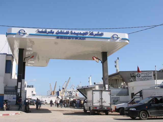 قرقنة: امكانية حصول اضطراب على مواعيد بعض السفرات بسبب الاحوال الجوية 