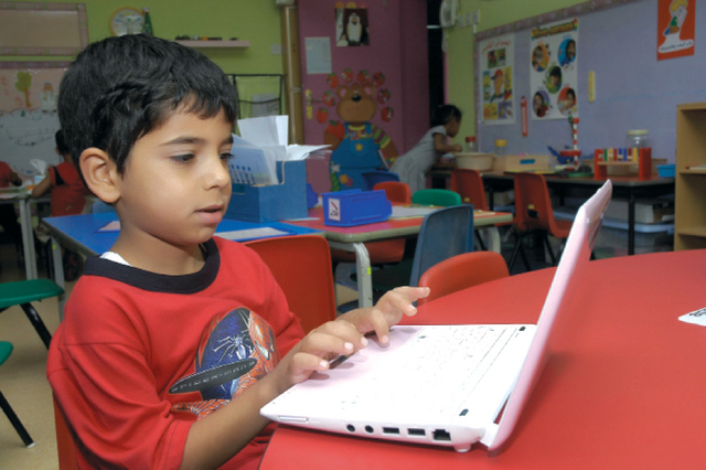 برنامج جمعية المدنية "سكراتش داي تور 2015" لتنمية ذكاء الطفل يجوب الشمال الغربي