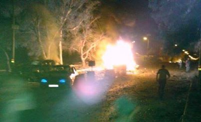 بنزرت : سائق تاكسي يتعرض للاعتداء الشديد و حرق سيارته بالكامل