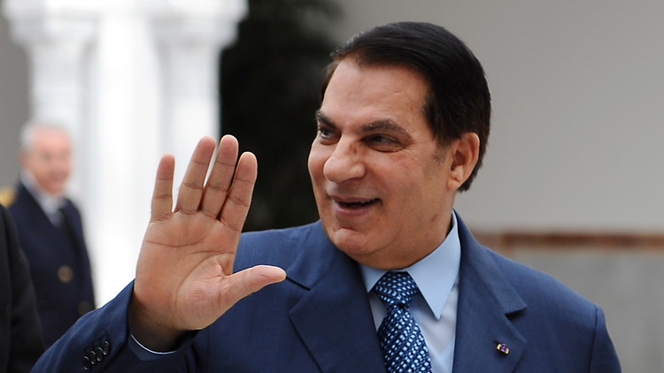 بن علي للتونسيين : " أنا عائد بحول الله "