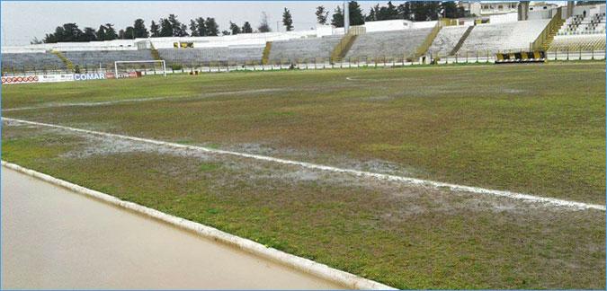 بعد تراجع الوالي عن غلق ملعب 15 اكتوبر للصيانة : من يحمي اللاعبين من "غول" الإصابات ؟