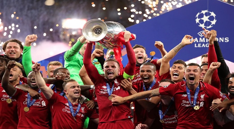 في نهائي قمّة في التنظيم وبلا مشاكل : محمد صلاح يختم موسم ليفربول بأغلى تاج اوروبي