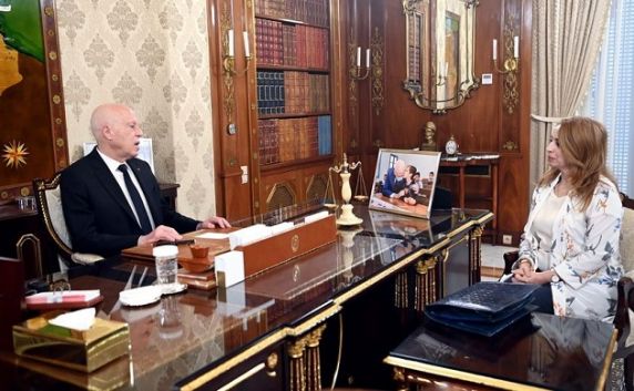 قيس سعيد: على أجهزة الدولة أن تتصدى للّوبيات التي تسعى لإجهاض كل مشروع عمومي