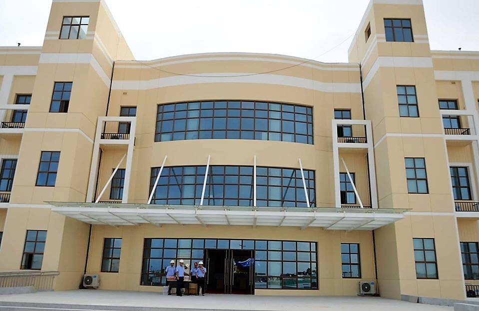 المستشفى الجامعي الجديد بصفاقس يستقبل مرضى كوفيد 19 بداية من اليوم