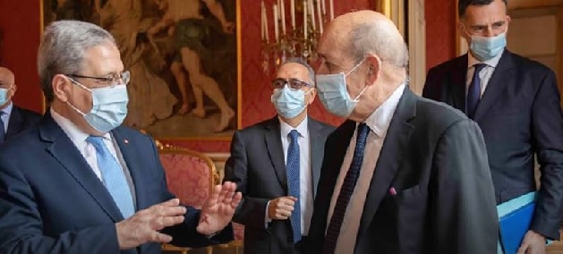 شكيب درويش: عثمان الجرندي تنقل إلى فرنسا دون علم هشام المشيشي