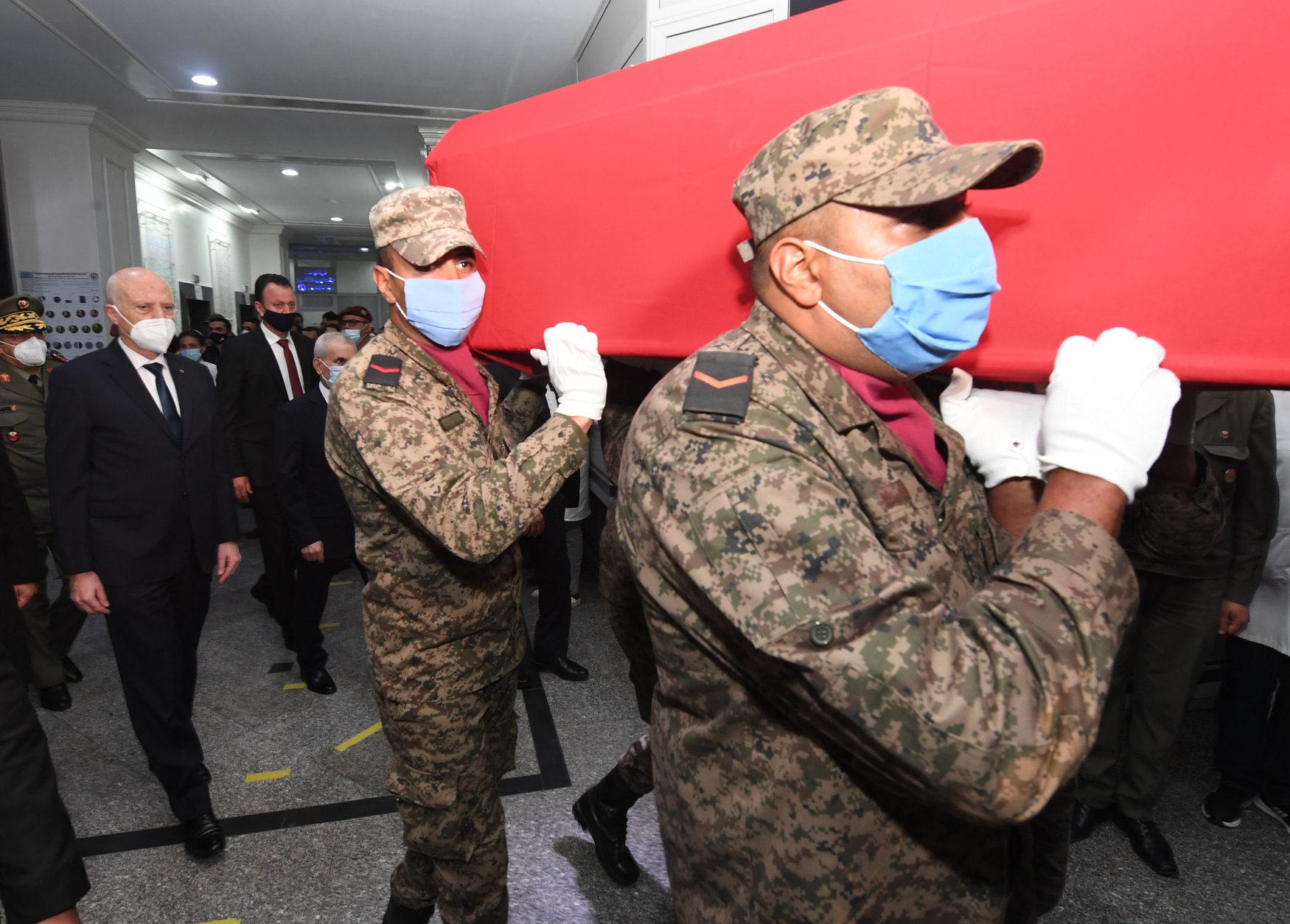 منح ترقية استثنائية بعد الوفاة لشهداء الوطن الأربعة