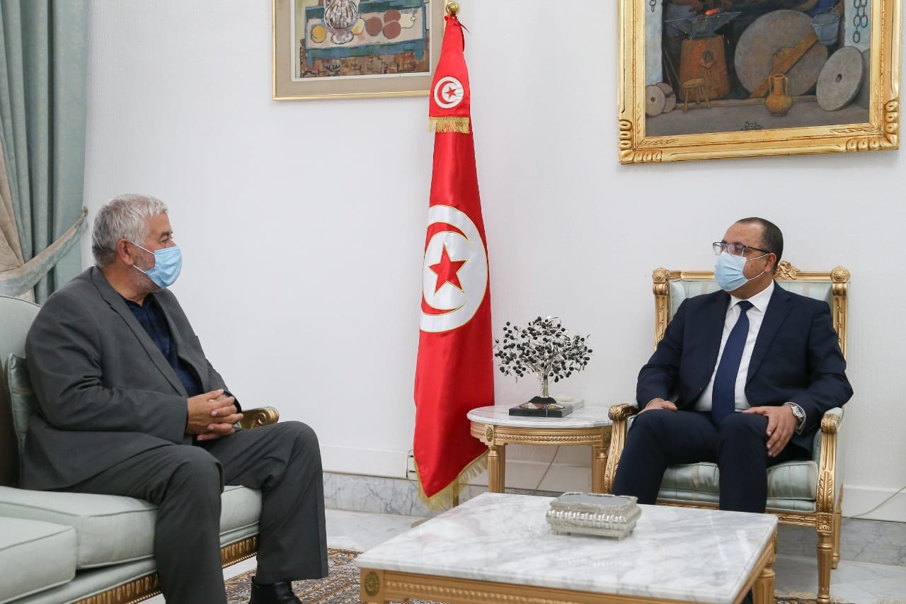 في اجتماع المشيشي برئيس الاتحاد التونسي للفلاحة: الاتفاق على عقد اجتماع خمسة زائد خمسة