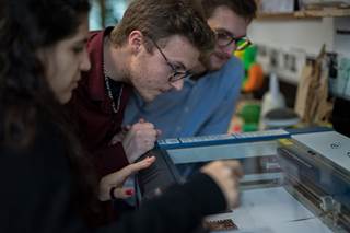 أورنج تونس تعلن عن فتح باب تقديم ملفات مشاريع "FabLab التضامنية" لسنة 2021