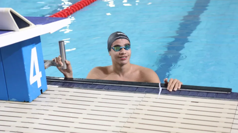 رئيسة الجامعة التونسية للسباحة تؤكّد تجنيس رامي الرحموني لتمثيل السعودية