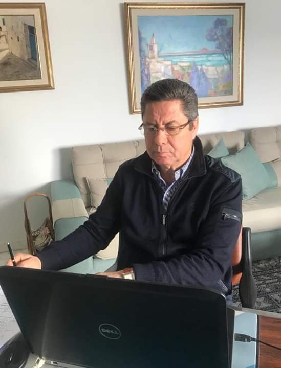 بوصيان يشارك في لقاء مصور عبر تقنية الانترنات مع رئيس اللجنة الدولية الأولمبية