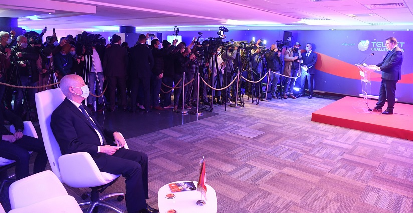 قيس سعيّد رفض حضور المشيشي والغنوشي لمواكبة إطلاق القمر الصناعي !