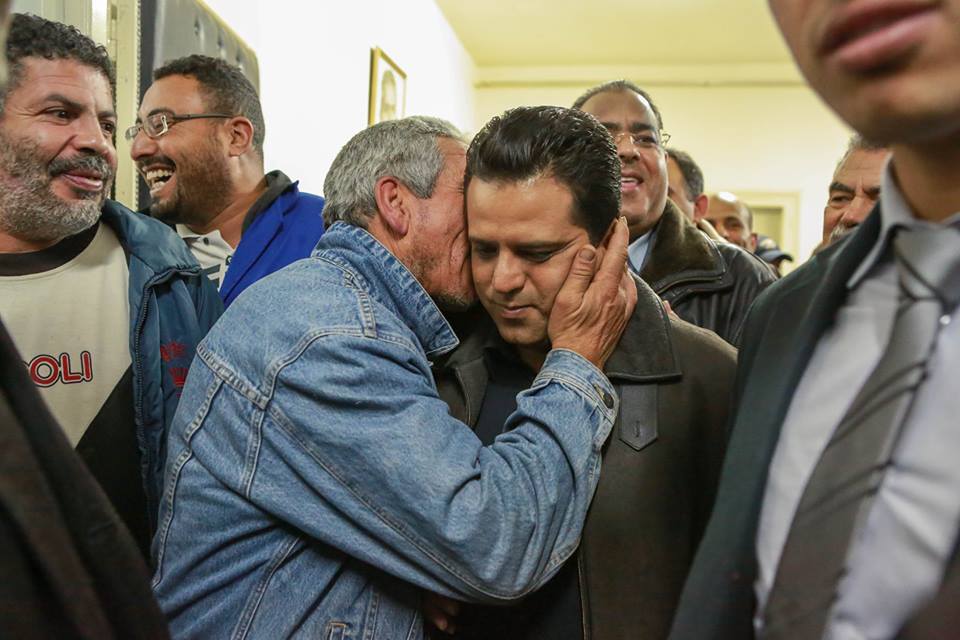 سليم الرياحي : "هؤلاء زيّفوا تصريحاتي وأفضّل خدمة شعبي في الحكومة والبرلمان أفضل من رئيس دون صلاحيات "